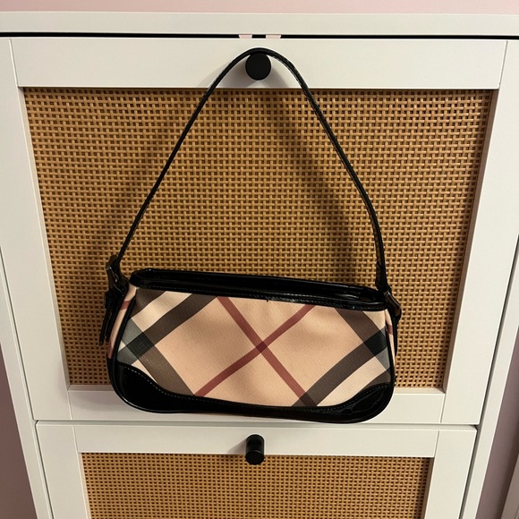 VINTAGE BURBERRY CHECKERED SHOULDER BAG - Picture 2 of 8